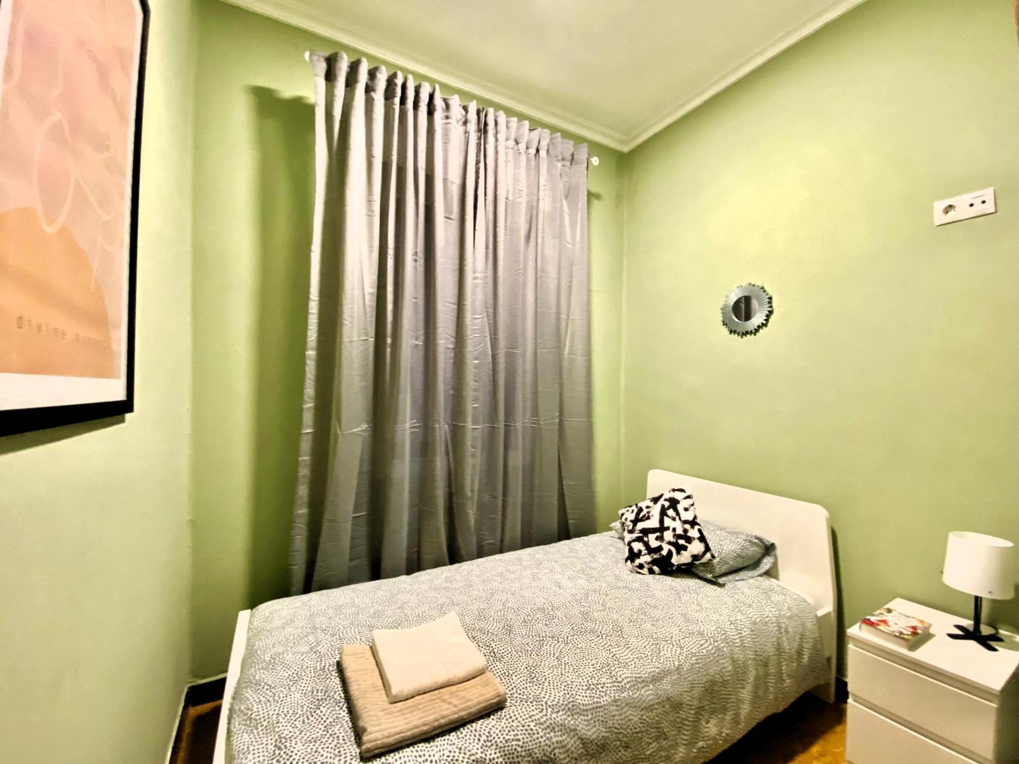 Amplio Apartamento Con Dos Patios 希洪 外观 照片